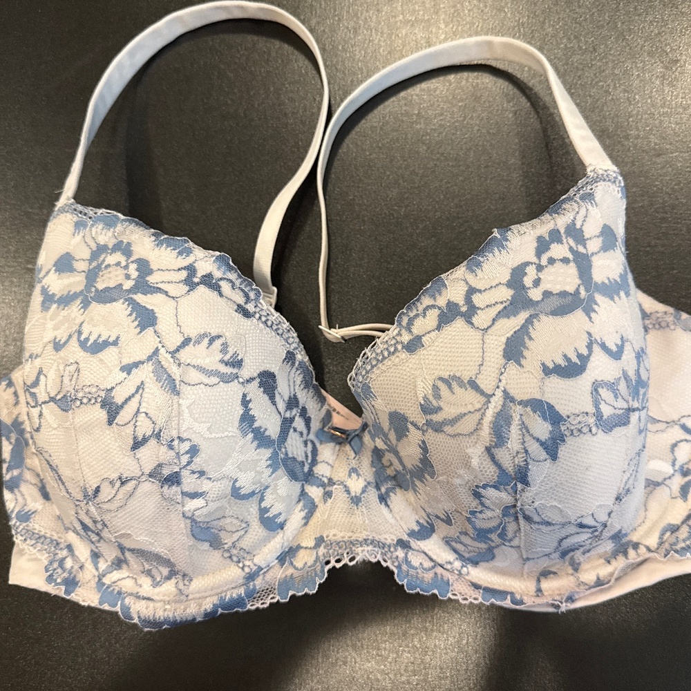 Victoria’s Secret blue and white lace bra - 34DD